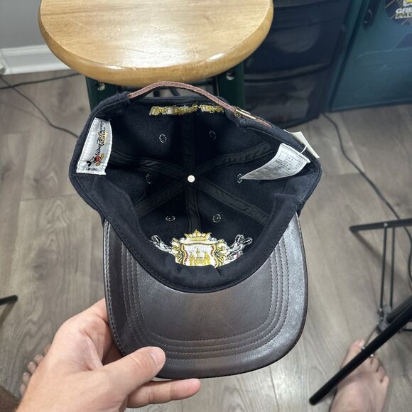 NWT Walt Disney World Embroidered Crest Mickey Mouse Hat Adult Wool Leather 1971 - Picture 4 of 6